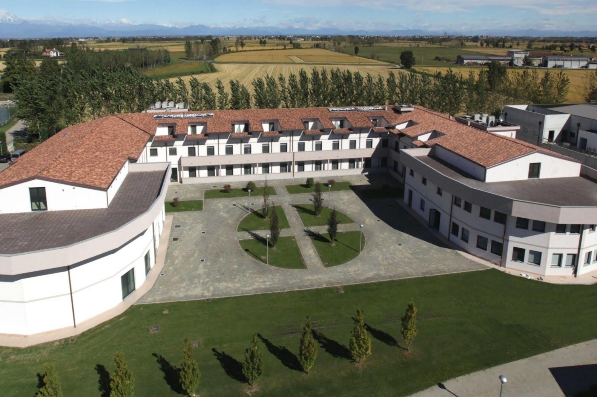 Hotel Novarello Granozzo con Monticello Extérieur photo